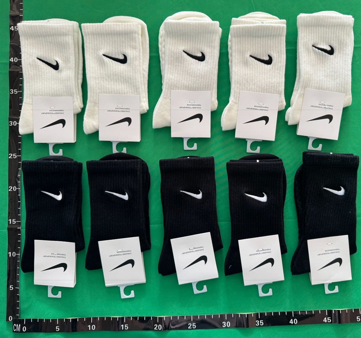 Nike Cushioned Mesh Crew Socks - Details
