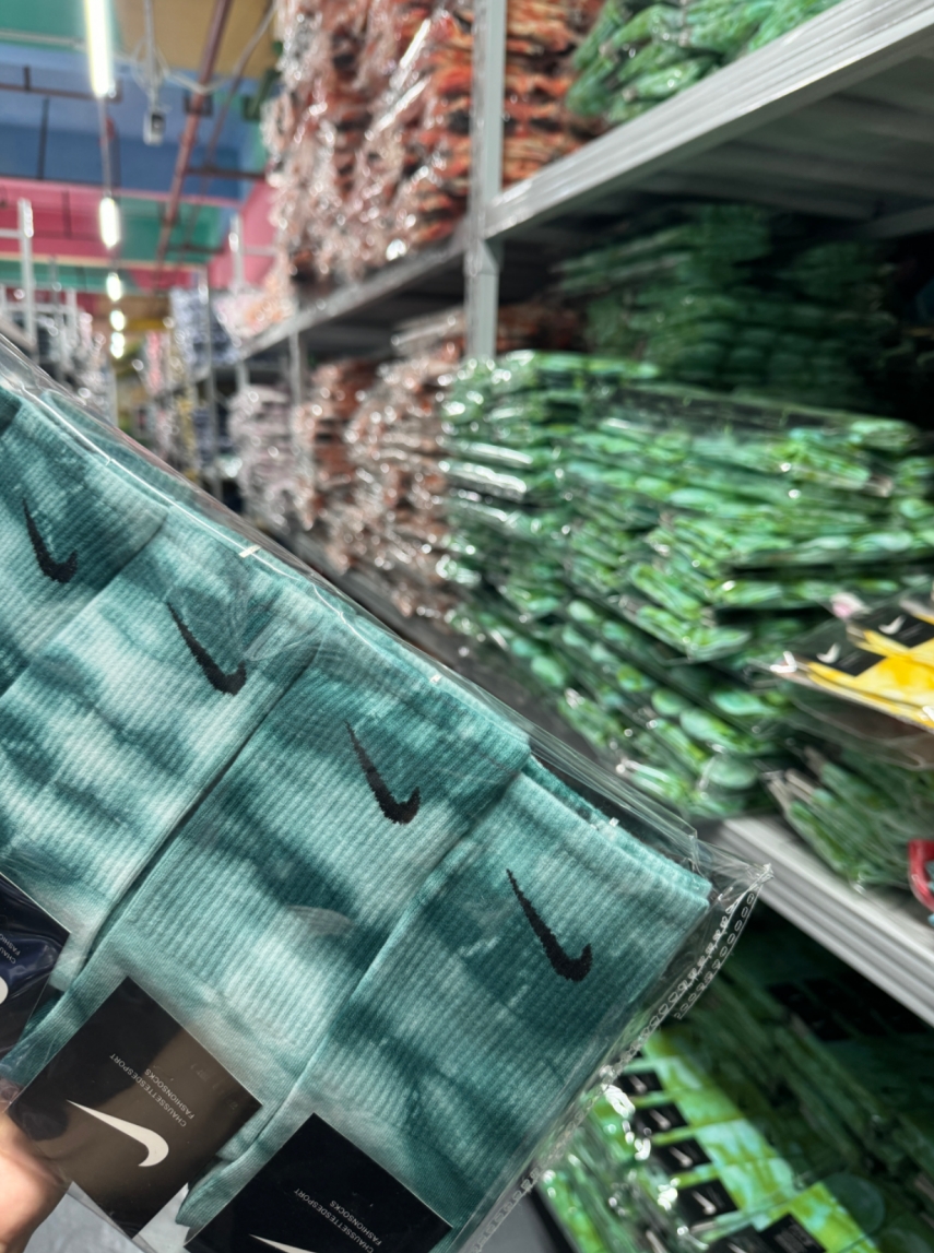 Nike Tie-Dye Socks - Details