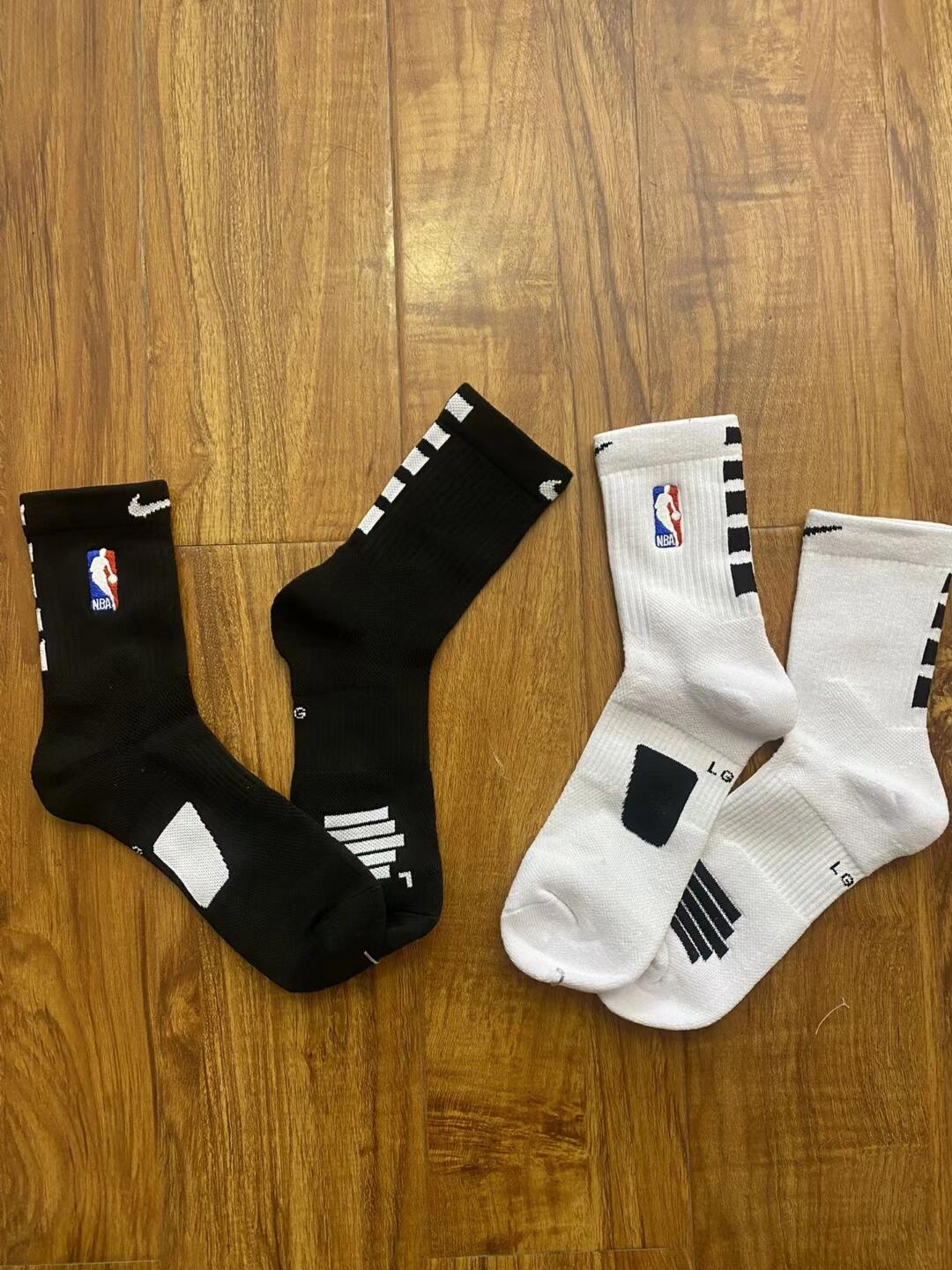 NBA Logo Crew Socks - Details
